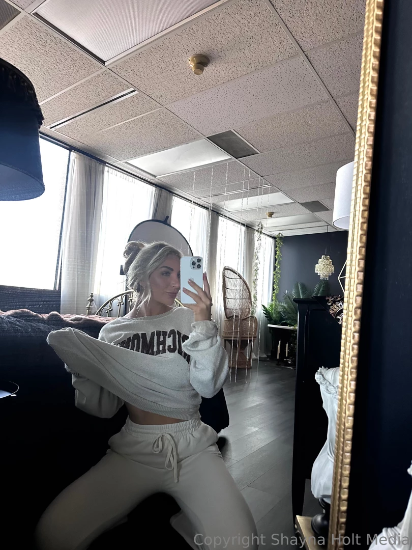 Lazy sundayss wanna join me 