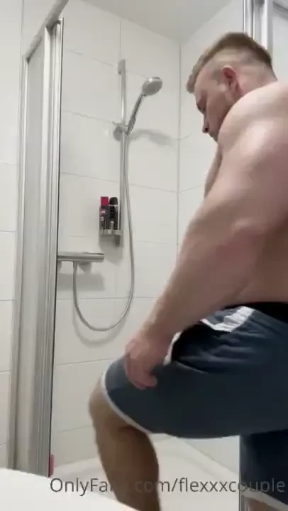 I had a really shitty day my girlfriend breaks up with me really much 