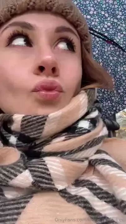 Oh hey hii the earth has made another revolution around the sun and i 