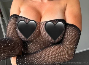 Titty tuesday part 1375