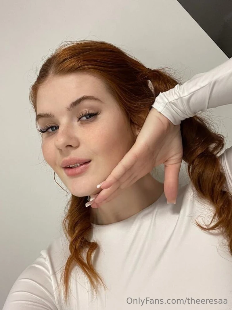 Cutie redhead skarlet_me is waiting for you on her page for some hot part 1 