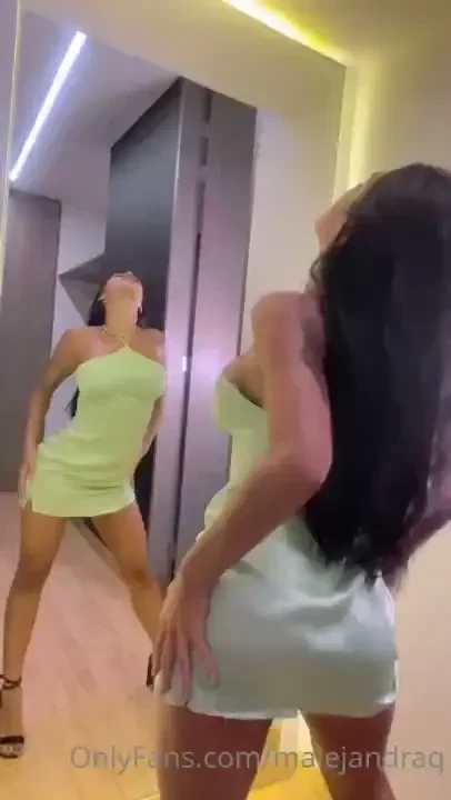 Everybody asking me if i can make a striptease well judge it yourself 