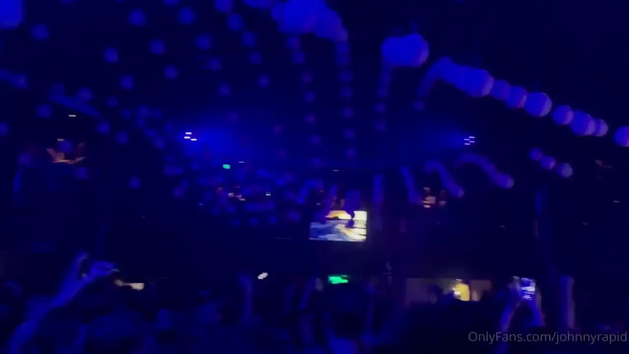 Had fun last night at a club went to see nora en pure part 1 