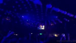 Had fun last night at a club went to see nora en pure part 1