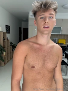 A glimpse into my world wanna see more