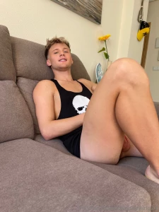 Let s see if you can resist a tease this good part 1