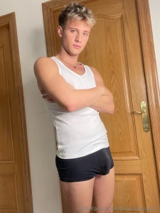 Wanna rip my boxers
