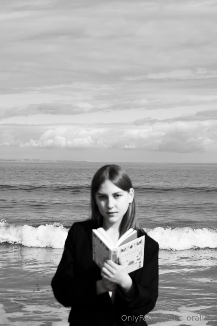 Reading a book on the seashore is an extremely pleasant and inspiring 