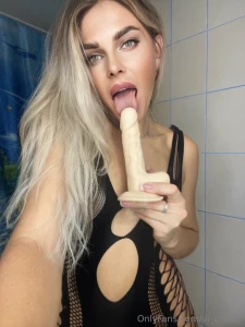 Mmm baby i think you will be very happy to see how i kiss lick caress