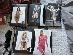 Who wants to play dress up