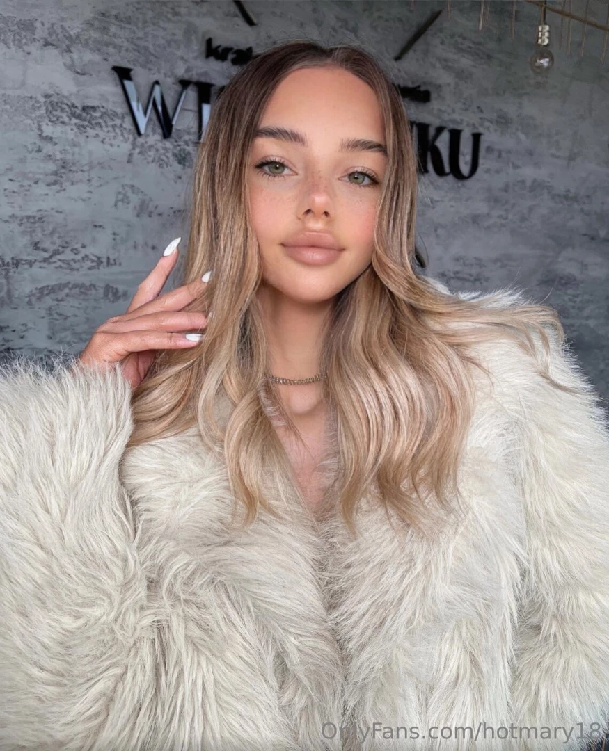 Naughtydoll11 this pervert loves to spread her pussy and show her part 254 