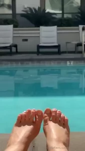 For my feet lovers tip 30 i ll send u all my feet content