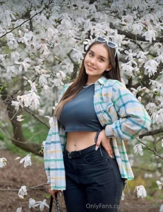 Fresh college cutie leya_le wants to show daddy how wet she is this part 471