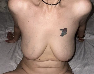 Fill my tits with cum
