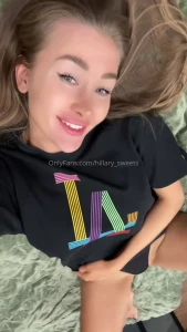 How is your day going babe come lie next to me