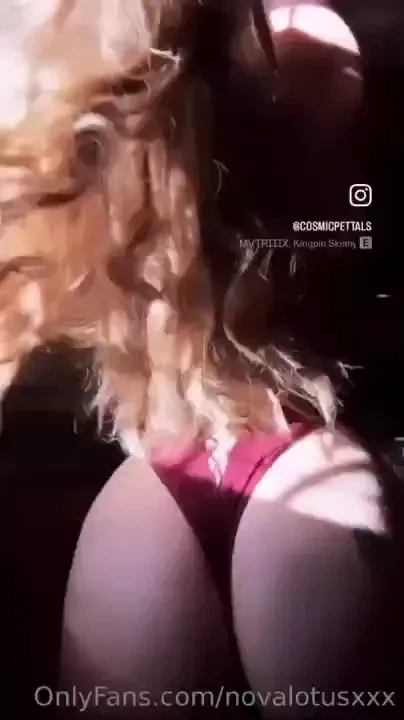 Dance with me in the kitchen then eat me after 