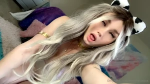 Tip me 20 and dm me daddy s here if you want to be my sugar daddy only