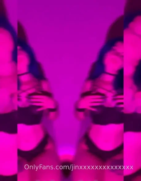 Hot pack performance video 1 striptease video 2 sweet striptease boobs 