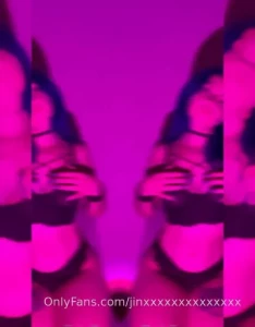 Hot pack performance video 1 striptease video 2 sweet striptease boobs