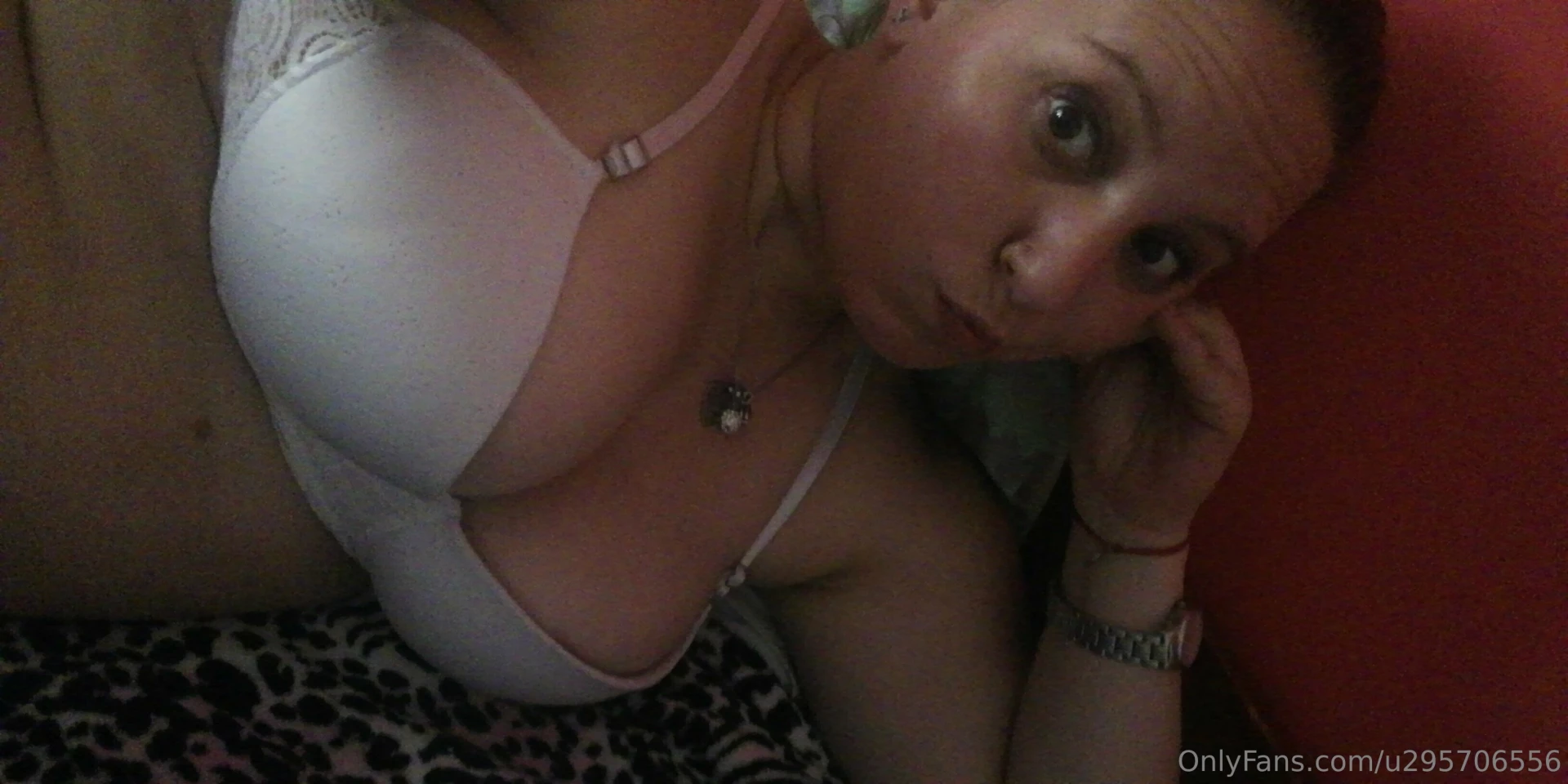 Hello do you want to see more let s chat baby 