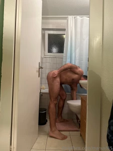 Limpiando un poquito el hogar manuxl45