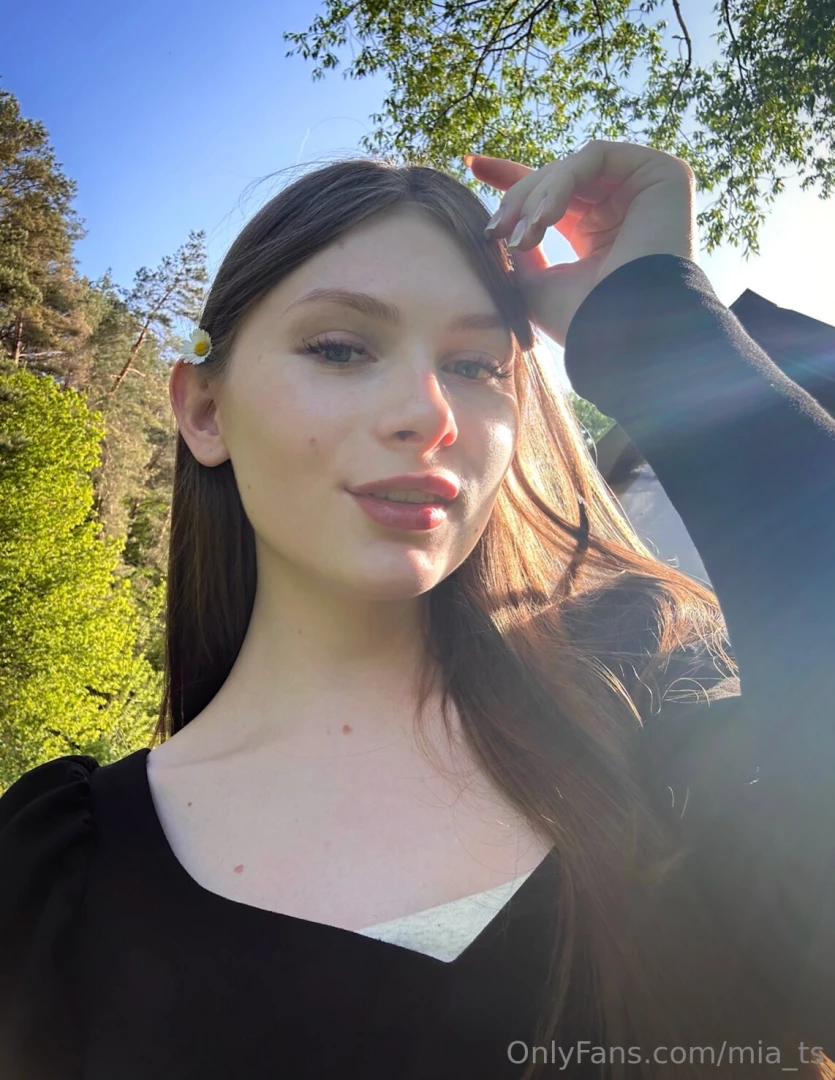 I m already bathing in the warm days of spring the sun gently touches 