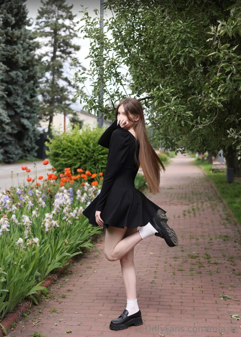 Summer mood is on i want to walk dream and enjoy every ray of sunshine 