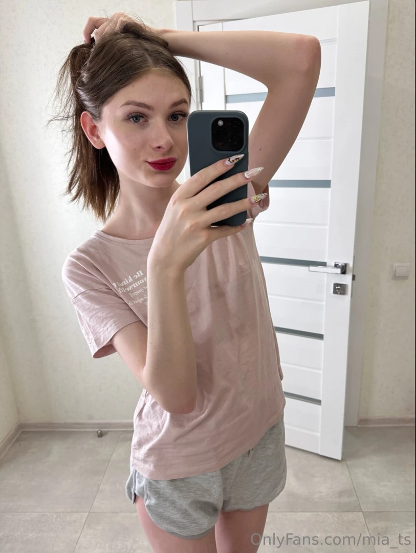 I love taking cute home photos like these every moment in the comfort 