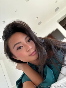 Happy tuesday i have something extra in the chat