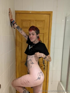 I love taking nudes too much part 4