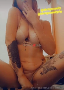 Sexiest pose contest round 1 5 10 extra votes 10 25 extra votes up to part 4