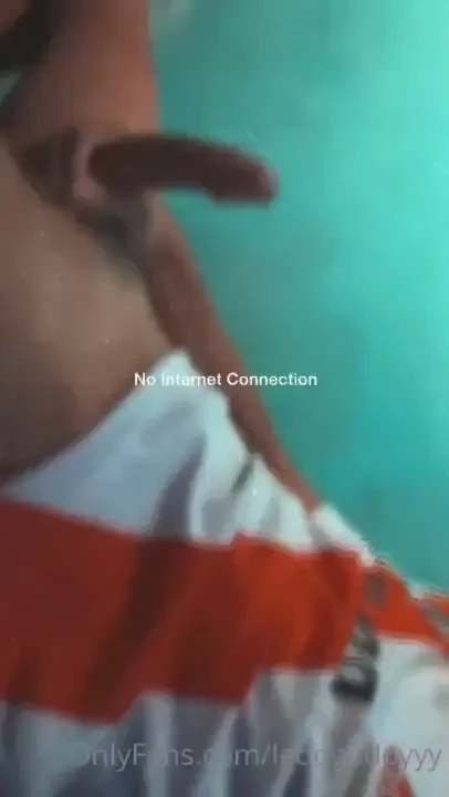 M ndame un mensajito y mira como me sale la lechita 