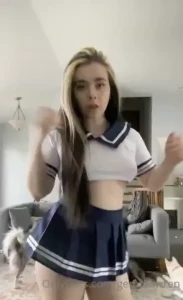 I love dancing around and showing off part 1