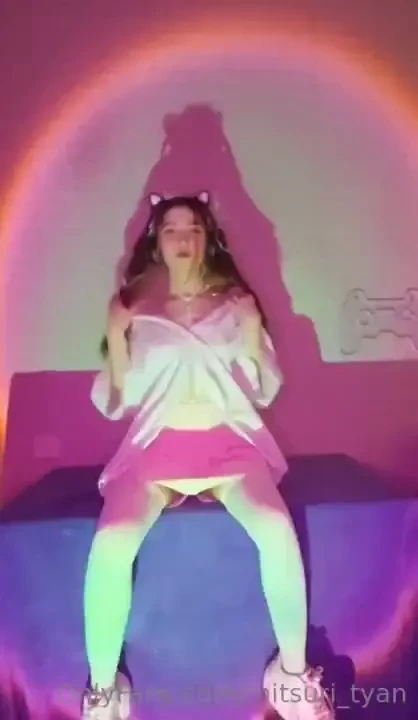 A breathtaking passion overflows my body want to see it 