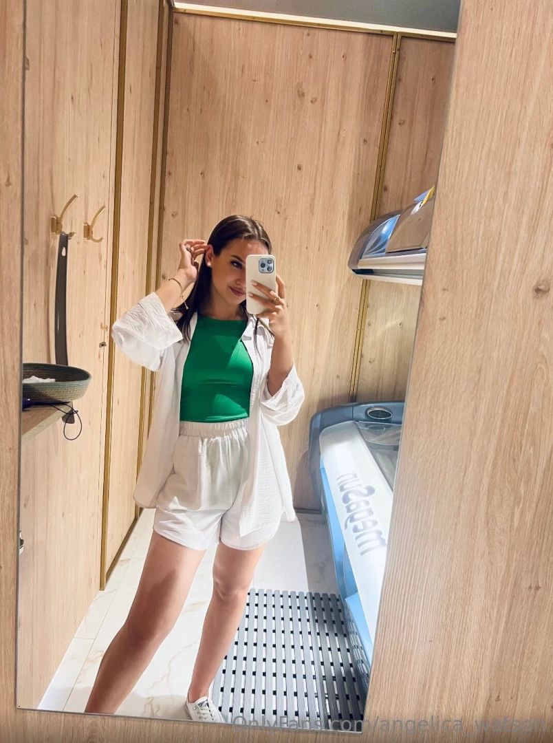 Finally 18 emilly_ice make free sub for first 15 this pretty virgin part 43 