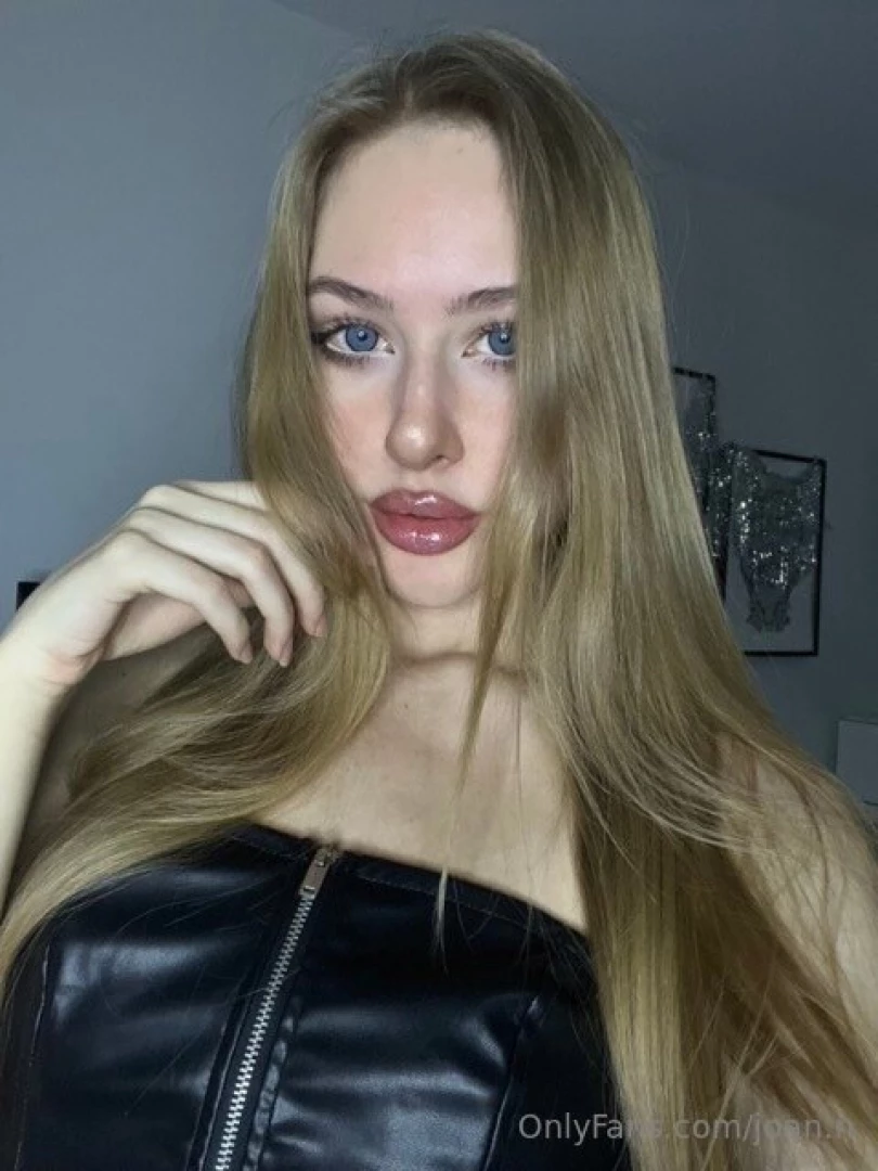 I want to share a video with you in my black look do you want to see 