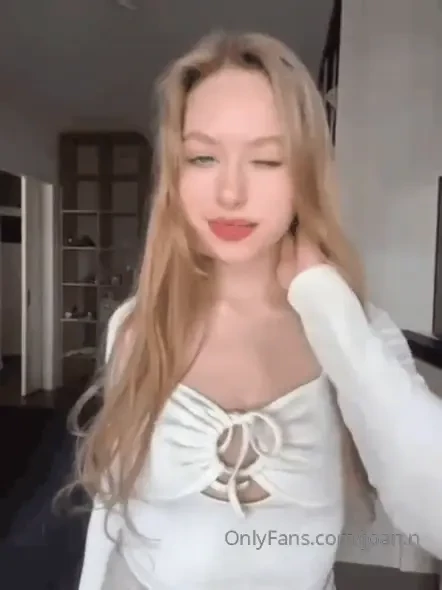 Happy friday any great plans for today i want to clean my apartment 