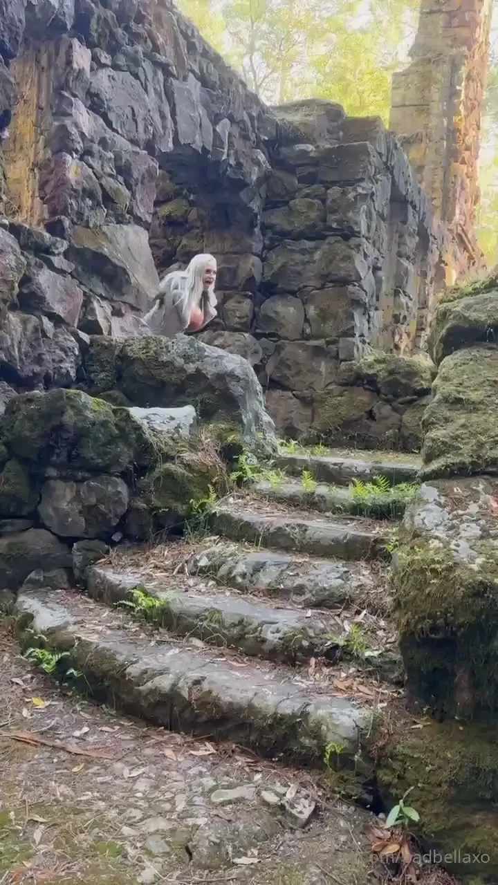 Barbie got lost in the woods 