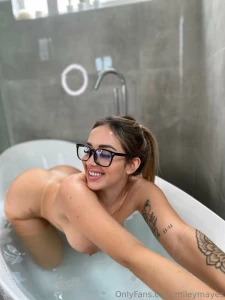 Promo friends hey babe have you seen my friend natural body big ass part 3