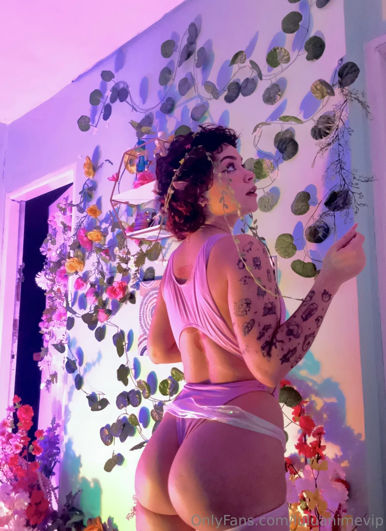 Can i enter your life and be your goddess forever 