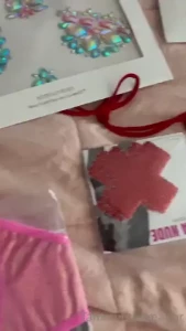 Thinking about what outfits to use for a photo shoot look at all the