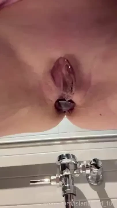 I wore my pink too short skirt with my pussy out and my pink plug to part 15 