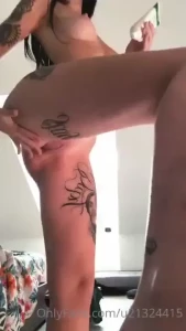 Many videos of me putting the cream part 2