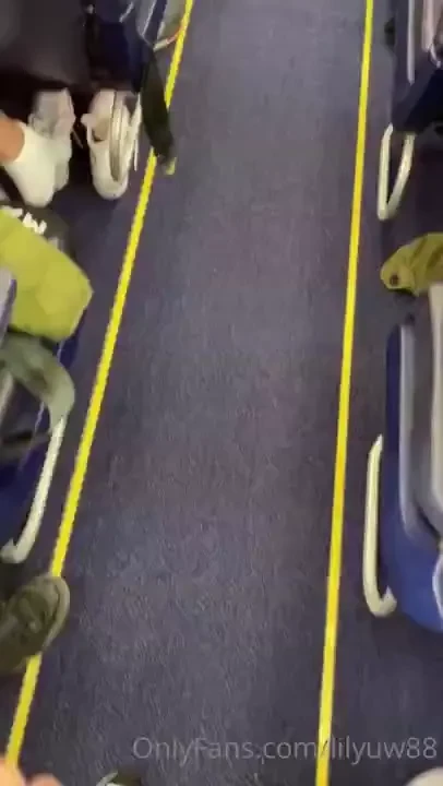 Flight complication look how horny i am and how rich it is to explode 