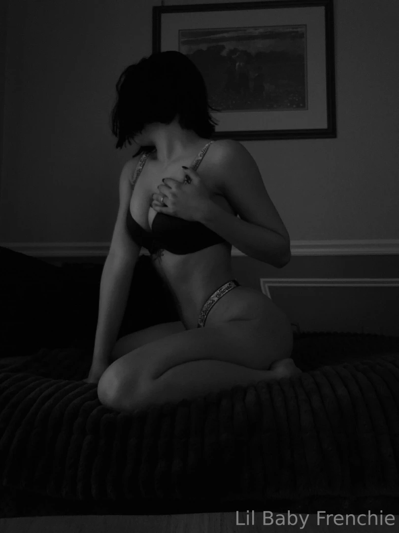 Huge bundle deal just sent out 40 videos on my vip for only 75 go sub 