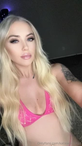 Midday pussy play fucking my tight pussy baby