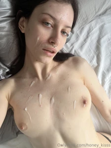 This nymphomaniac magic_luna_lu without taboo loves to take cum from part 15