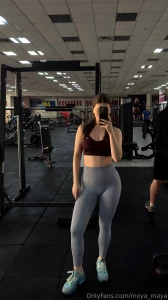 Not just a pretty face i lift things too