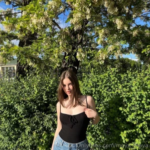 Green is one of my favorite colors part 3