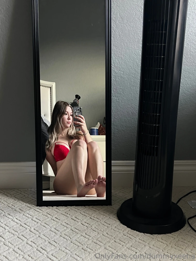 Gonna be in my birthday suit soon who wants to see 